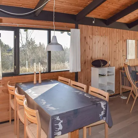 Four-bedroom Holiday In Vakantiehuis *