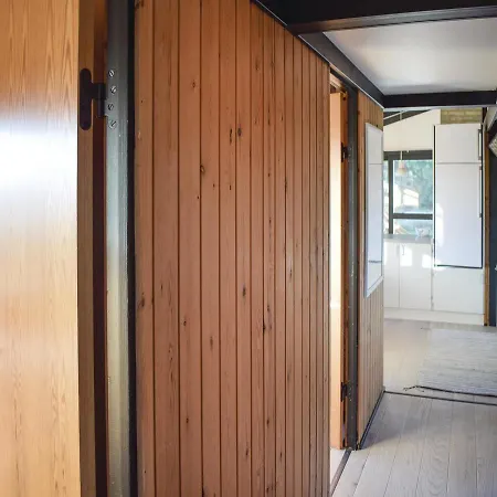 Vakantiehuis Four-bedroom Holiday In *